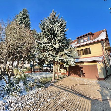 Hostel Milicka Wrocław Eksteriør bilde
